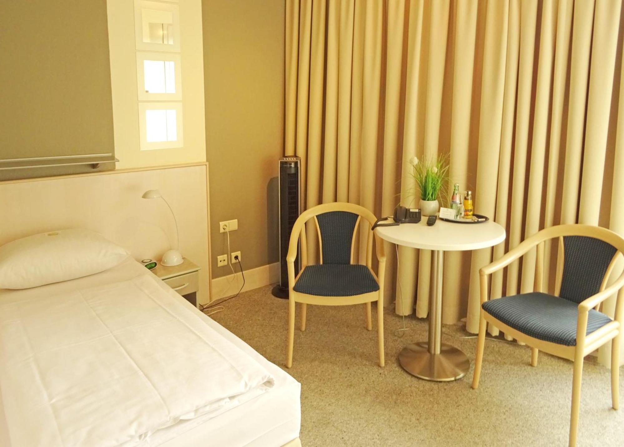 Hotel St.-Michaels-Heim Берлін Номер фото